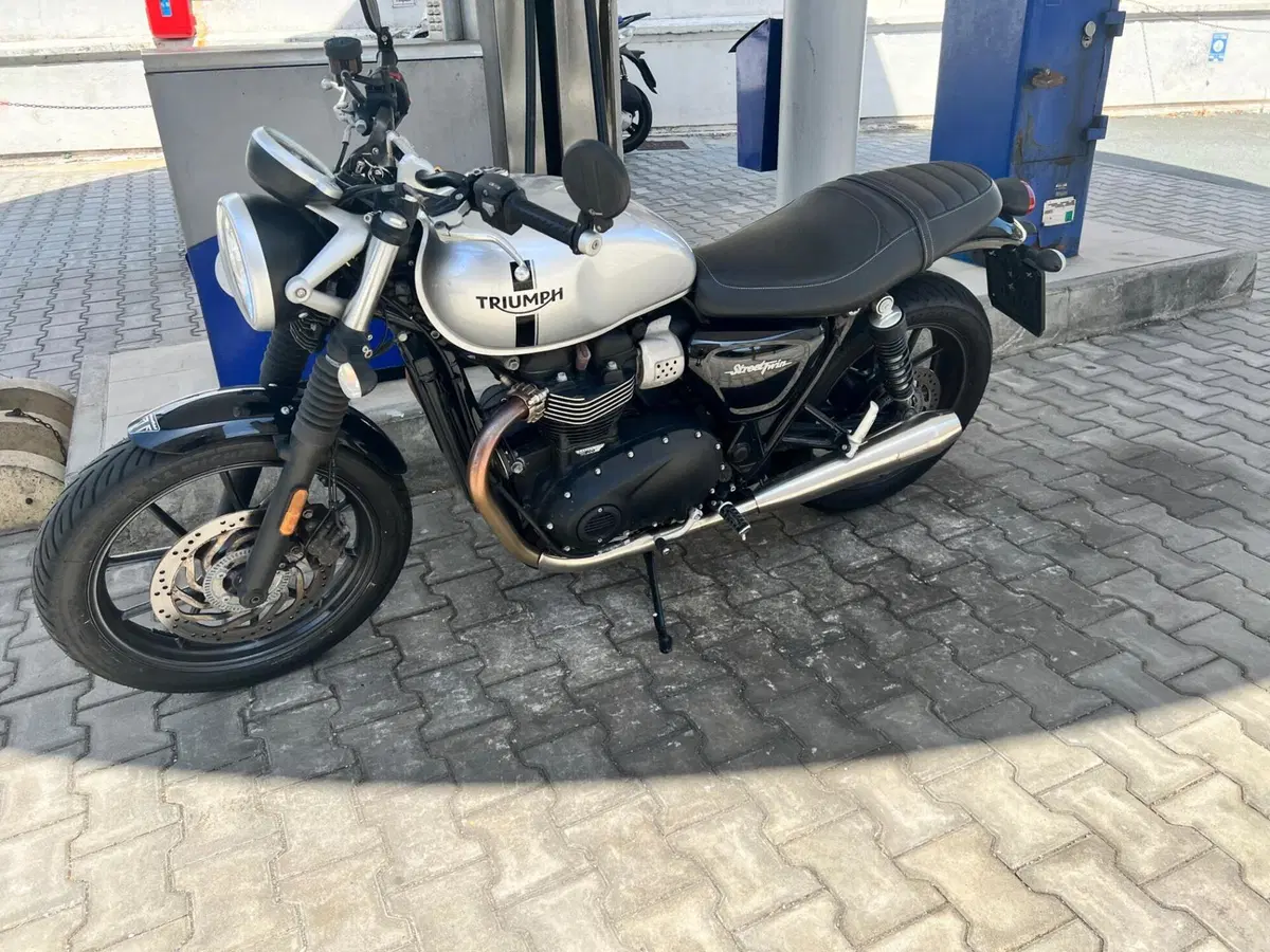 Triumph Street Twin 900 (2019 - 20)