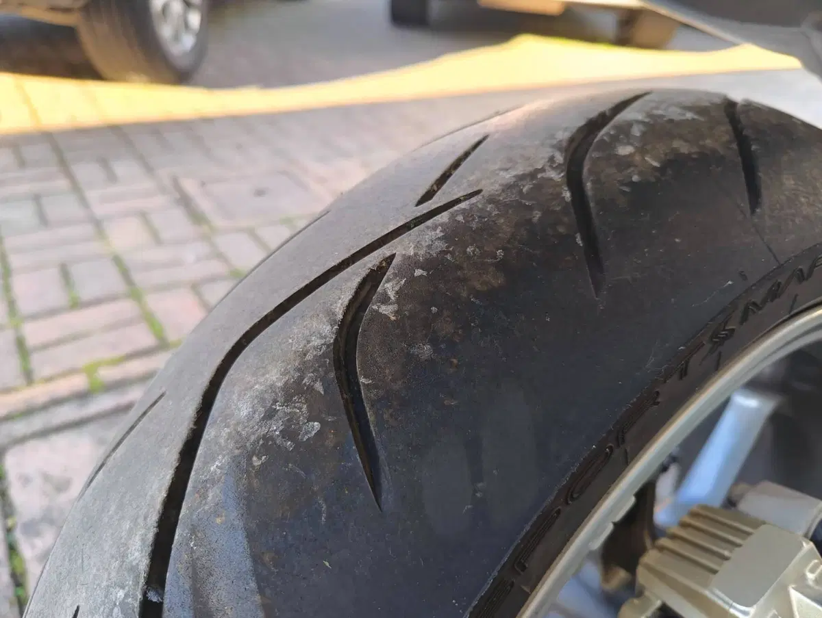 Aprilia Shiver 750 ABS (2010 - 17) (14)