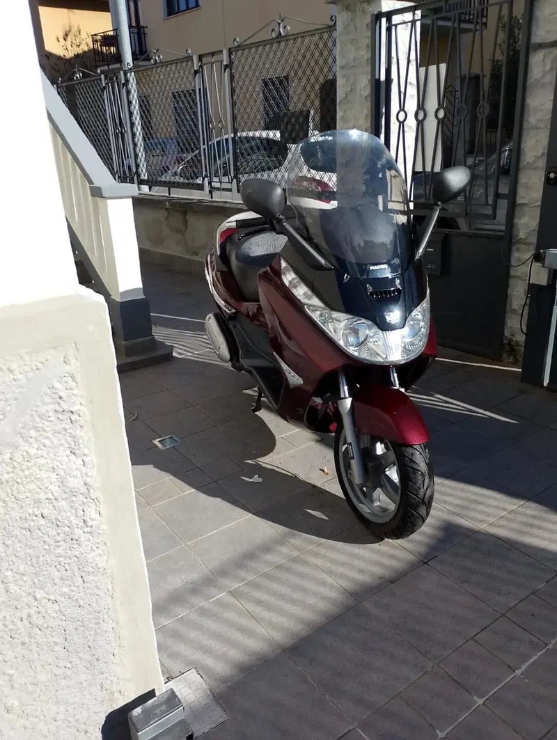 Piaggio X8 125 Street