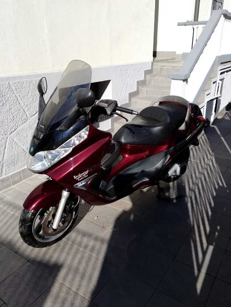 Piaggio X8 125 Street (4)