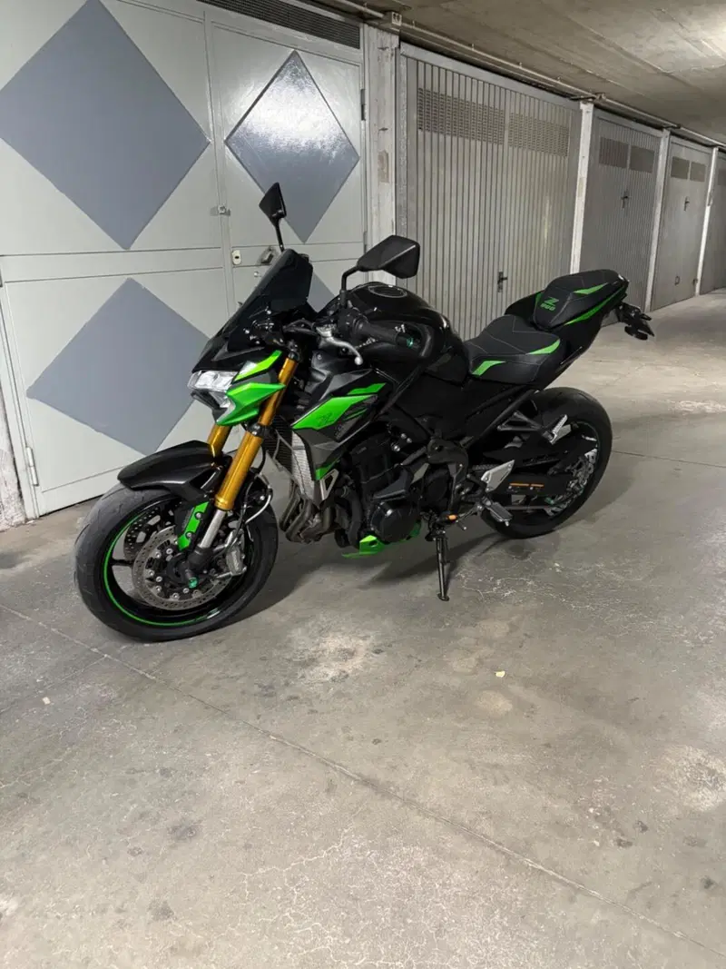 Kawasaki Z 900 SE Performance (2023 - 24) (3)