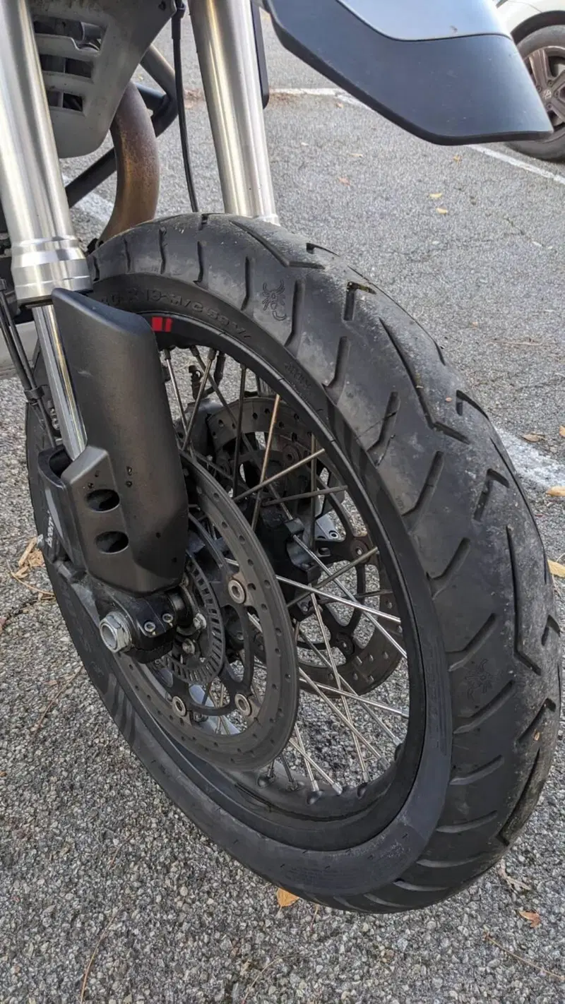 Moto Guzzi V85 TT (2019 - 20) (2)