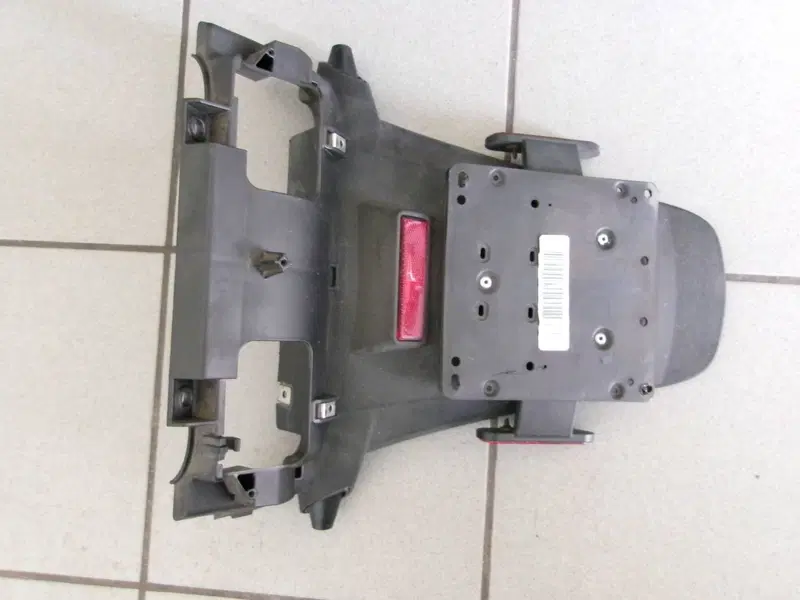 PARASPRUZZI POSTERIORE PIAGGIO MP3 350 SPORT