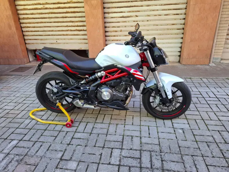 Benelli BN 302 S (2019 - 20) (2)