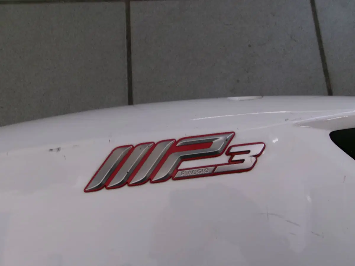 FIANCO DESTRO PIAGGIO MP3 350 SPORT (3)