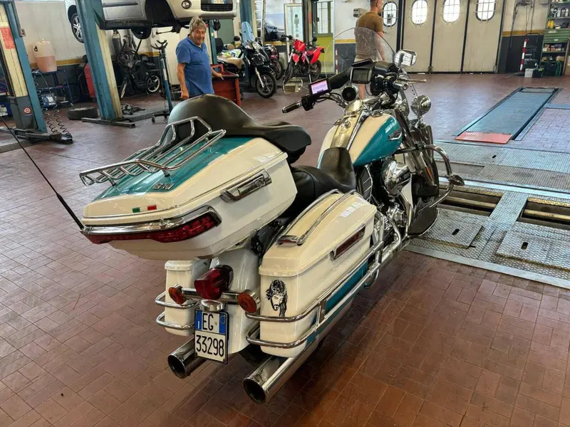 Harley-Davidson 103 Road King Classic (2014 - 16) - FLHRC (3)