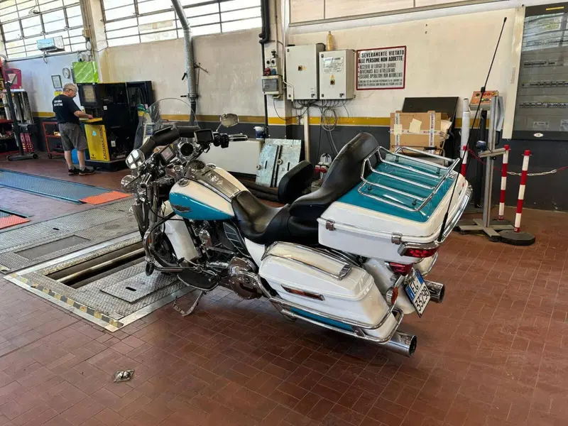 Harley-Davidson 103 Road King Classic (2014 - 16) - FLHRC (4)