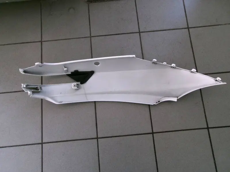 FIANCO SINISTRO PIAGGIO MP3 350 SPORT (2)