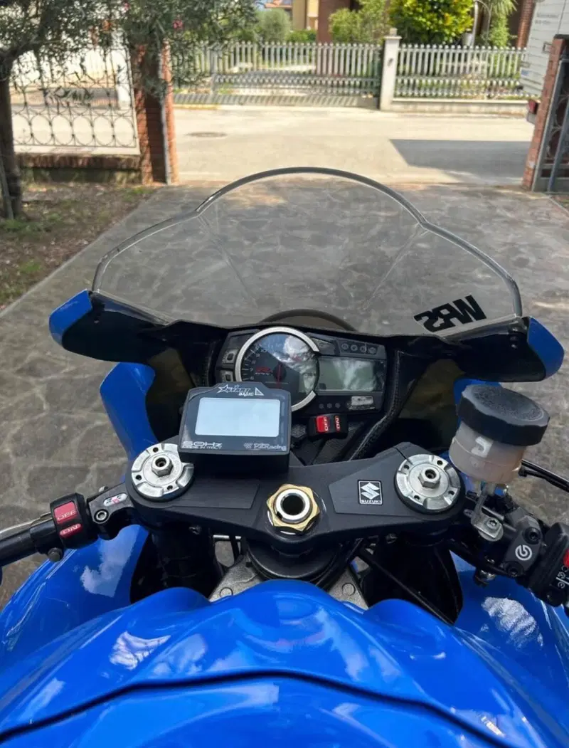 Suzuki GSX-R1000 (2009 - 11) (5)
