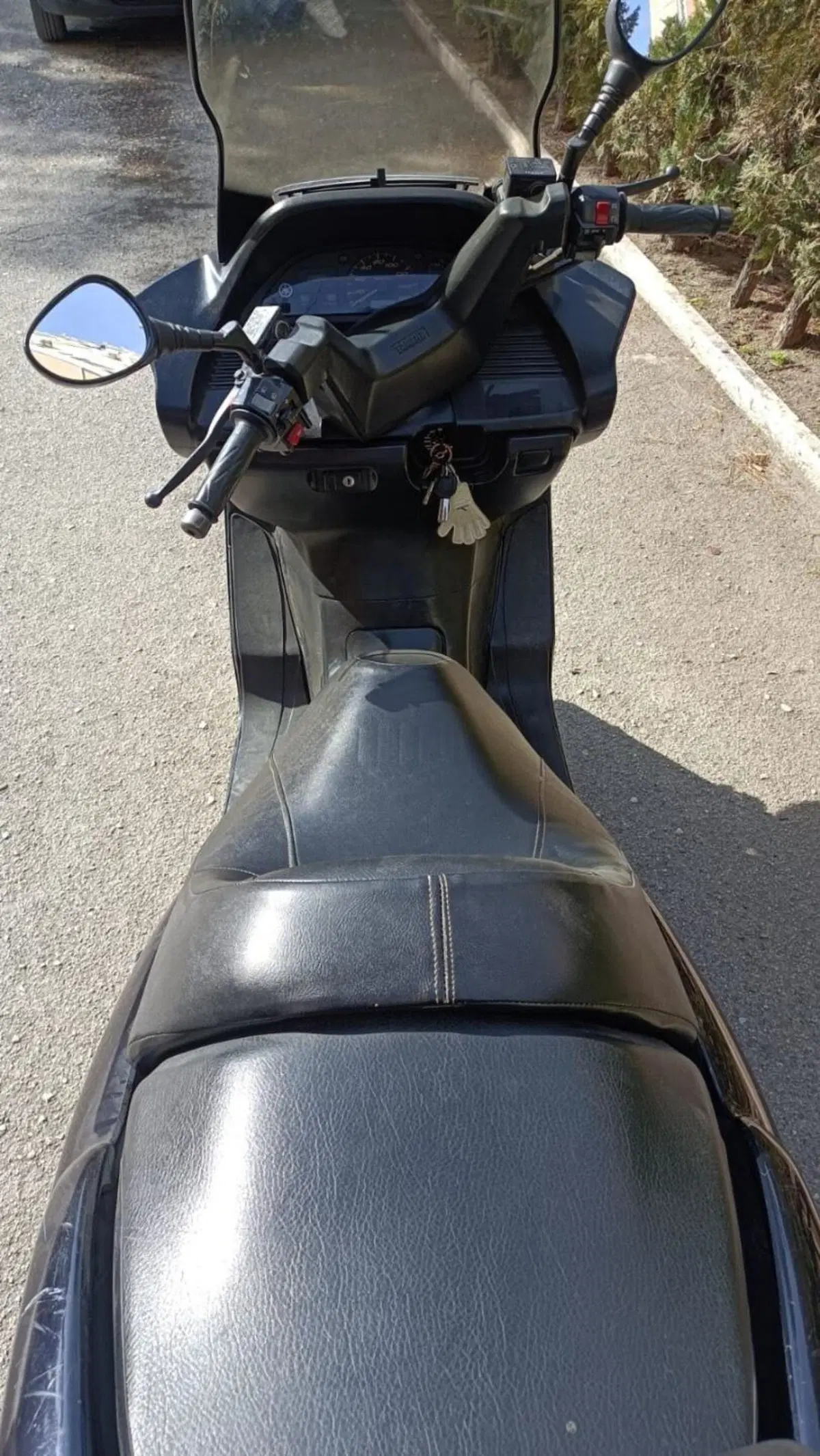 Yamaha Majesty 250 (1999 - 06) (2)