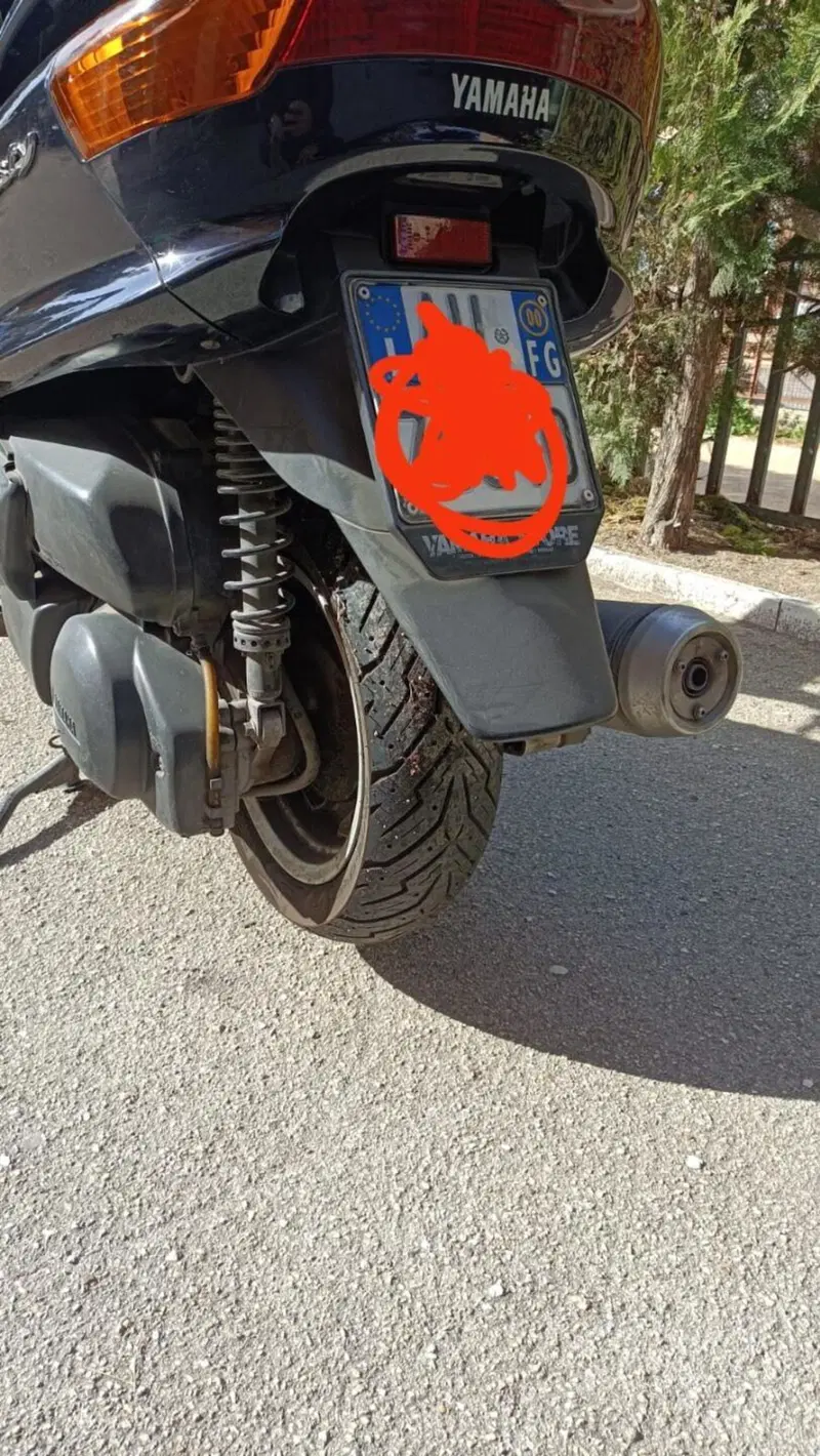 Yamaha Majesty 250 (1999 - 06) (3)