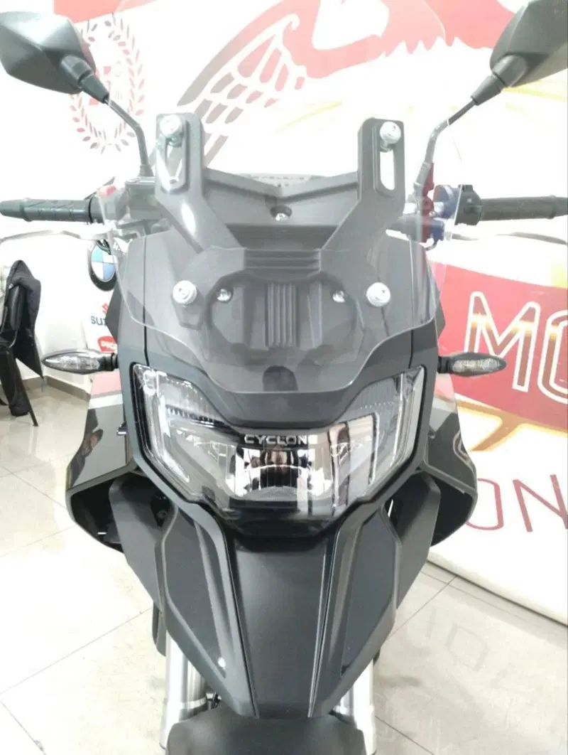 Cyclone RX600 (2025 - 26) (4)