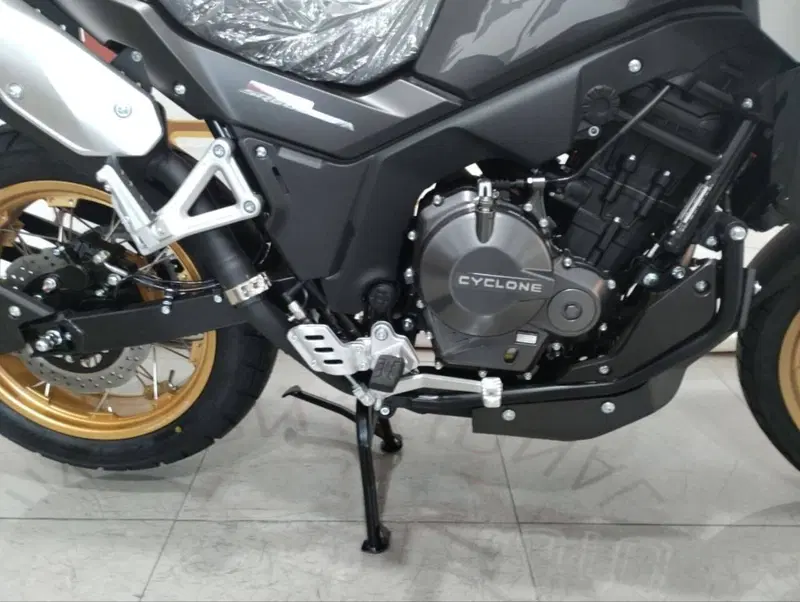 Cyclone RX600 (2025 - 26) (8)