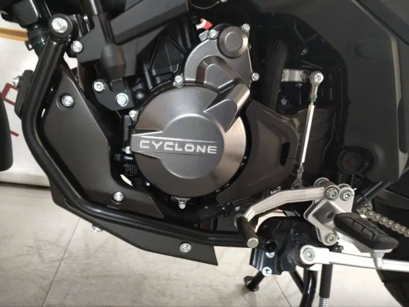 Cyclone RX600 (2025 - 26) (9)