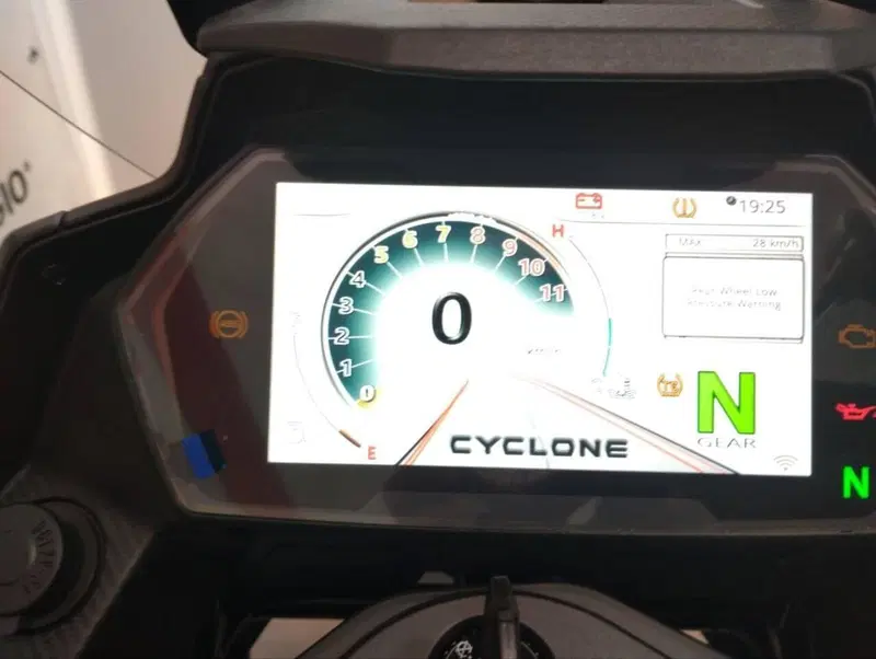 Cyclone RX600 (2025 - 26) (13)