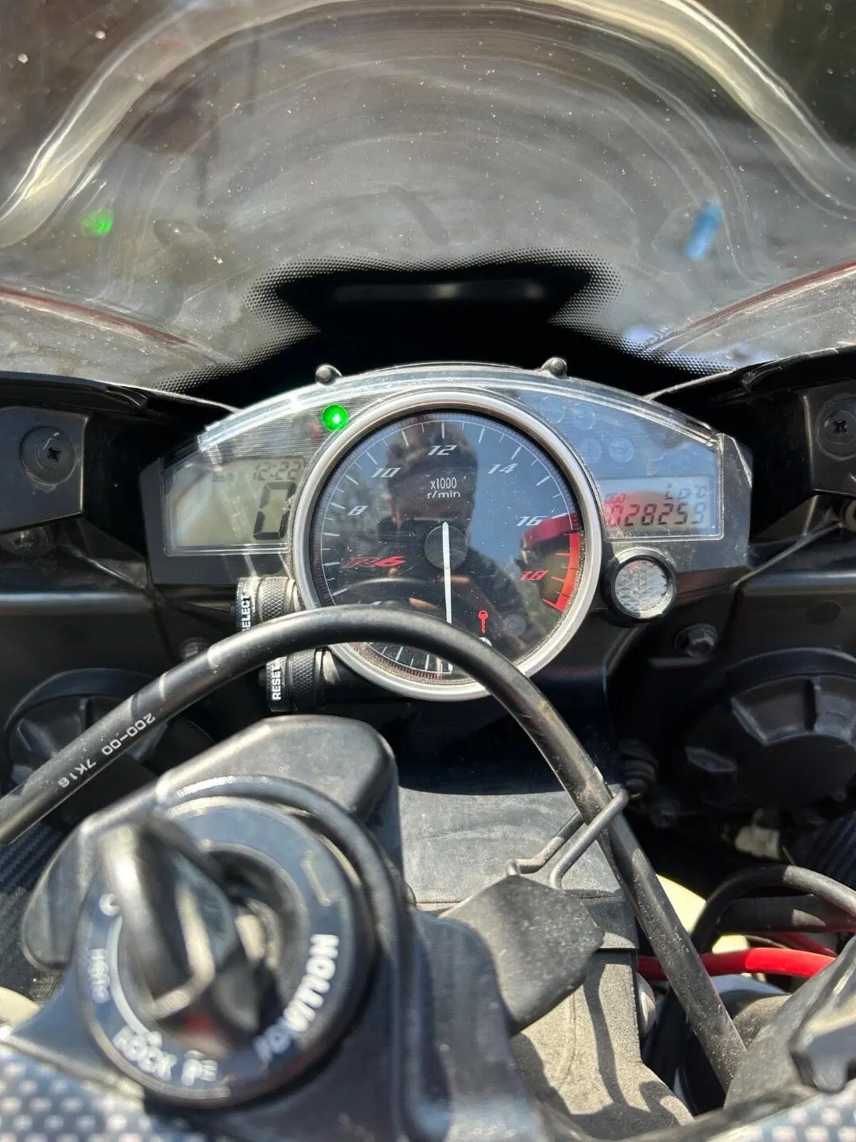 Yamaha YZF R6 (2008 - 09) (2)