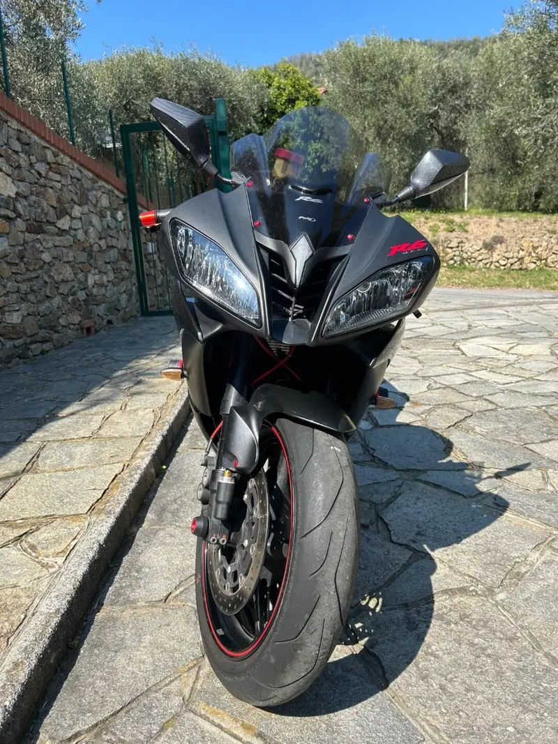 Yamaha YZF R6 (2008 - 09) (3)