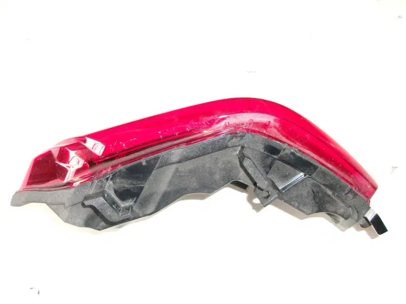 FARO POSTERIORE DESTRO PIAGGIO MP3 350 SPORT (2)