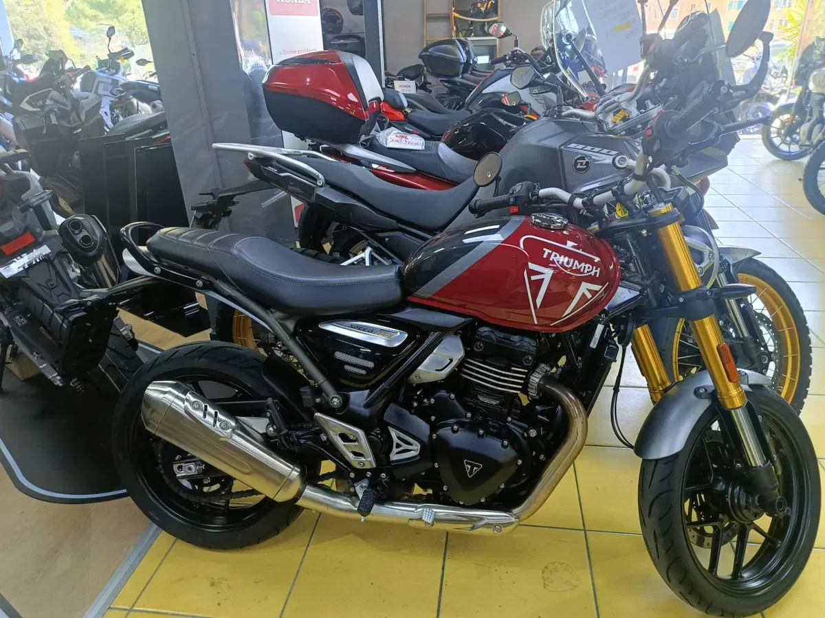Triumph Speed 400 (2024 - 26)