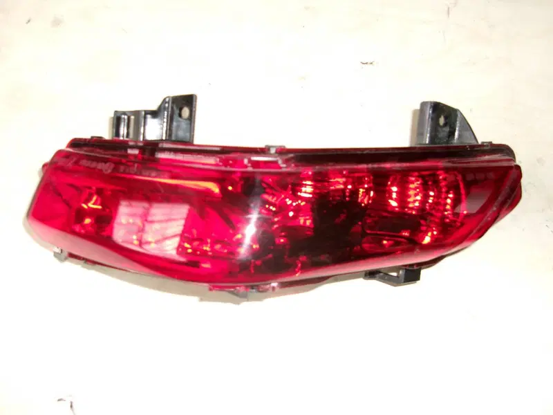 FARO POSTERIORE SINISTRO PIAGGIO MP3 350 SPORT