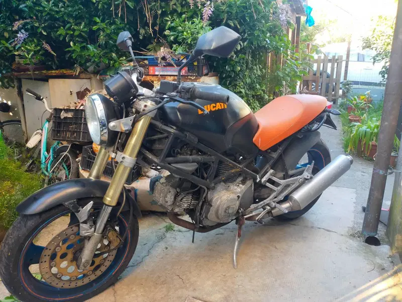 Ducati Monster 600 (1994 - 02) (4)