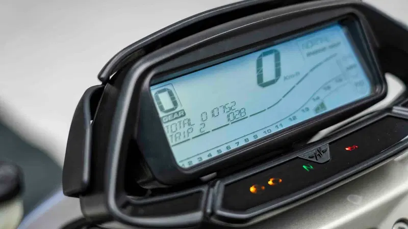 MV Agusta Brutale 800 EAS ABS (2016 - 19) (20)