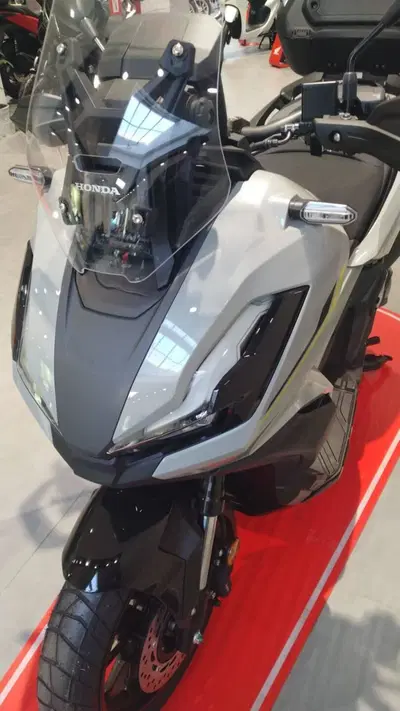 Honda ADV 350 Special Edition (2025 - 26) nuova