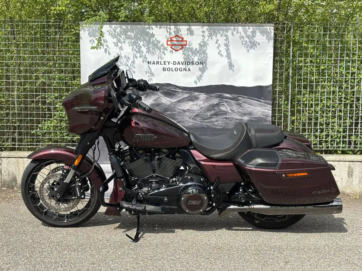 Harley-Davidson CVO Street Glide (2024) (4)
