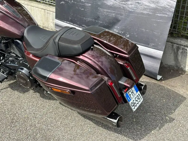 Harley-Davidson CVO Street Glide (2024) (7)