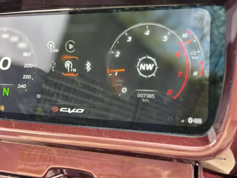Harley-Davidson CVO Street Glide (2024) (11)
