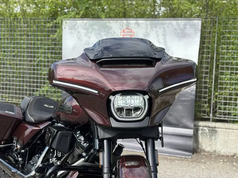 Harley-Davidson CVO Street Glide (2024) (3)