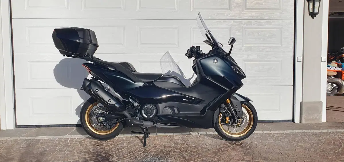 Yamaha T-Max 560 Tech Max (2022 - 24)