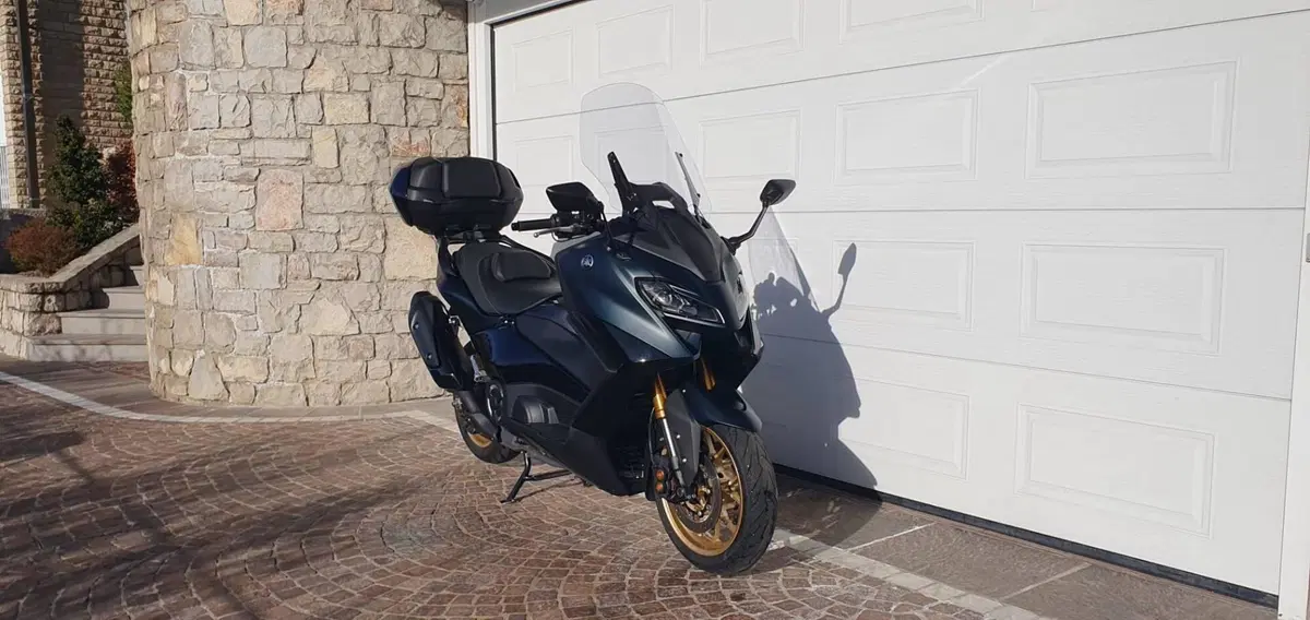 Yamaha T-Max 560 Tech Max (2022 - 24) (3)