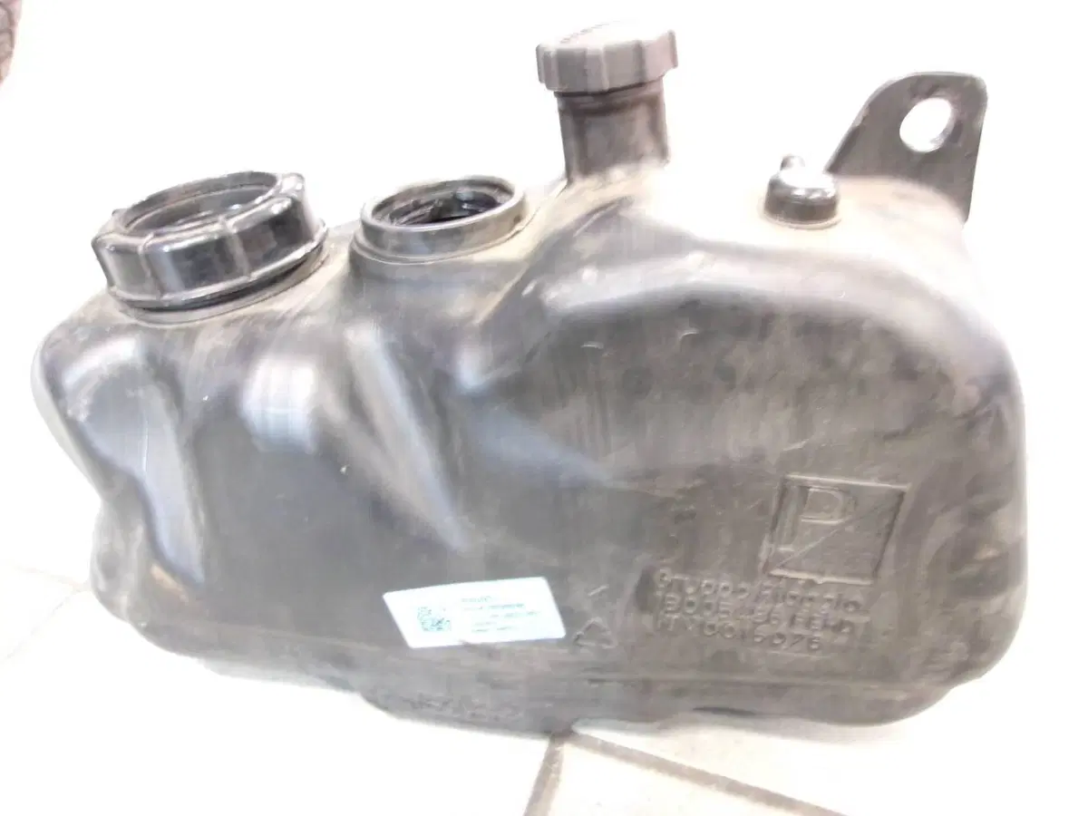 SERBATOIO PIAGGIO MP3 350 SPORT (5)