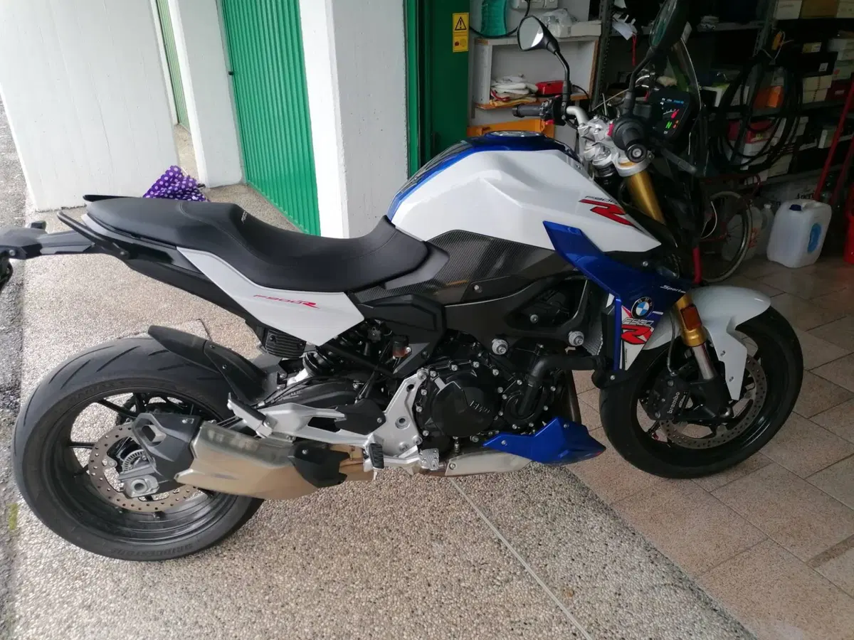 Bmw F 900 R (2021 - 24) (6)