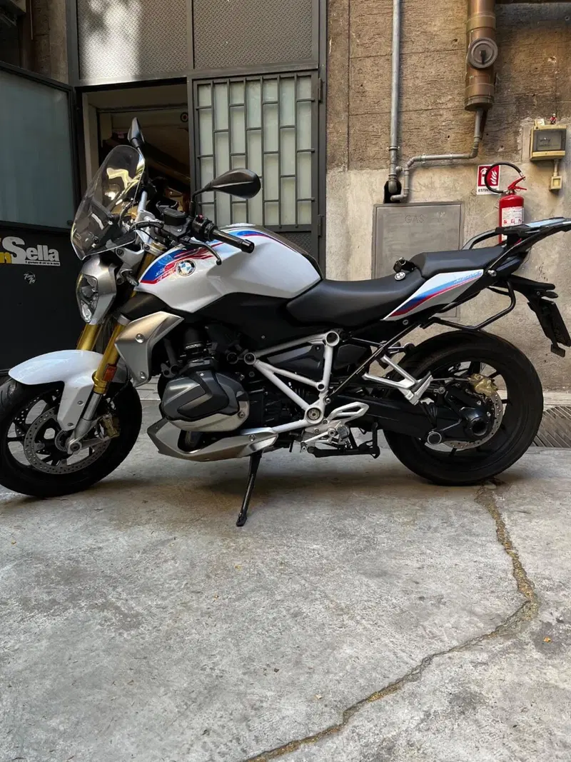 Bmw R 1250 R (2021 - 25)