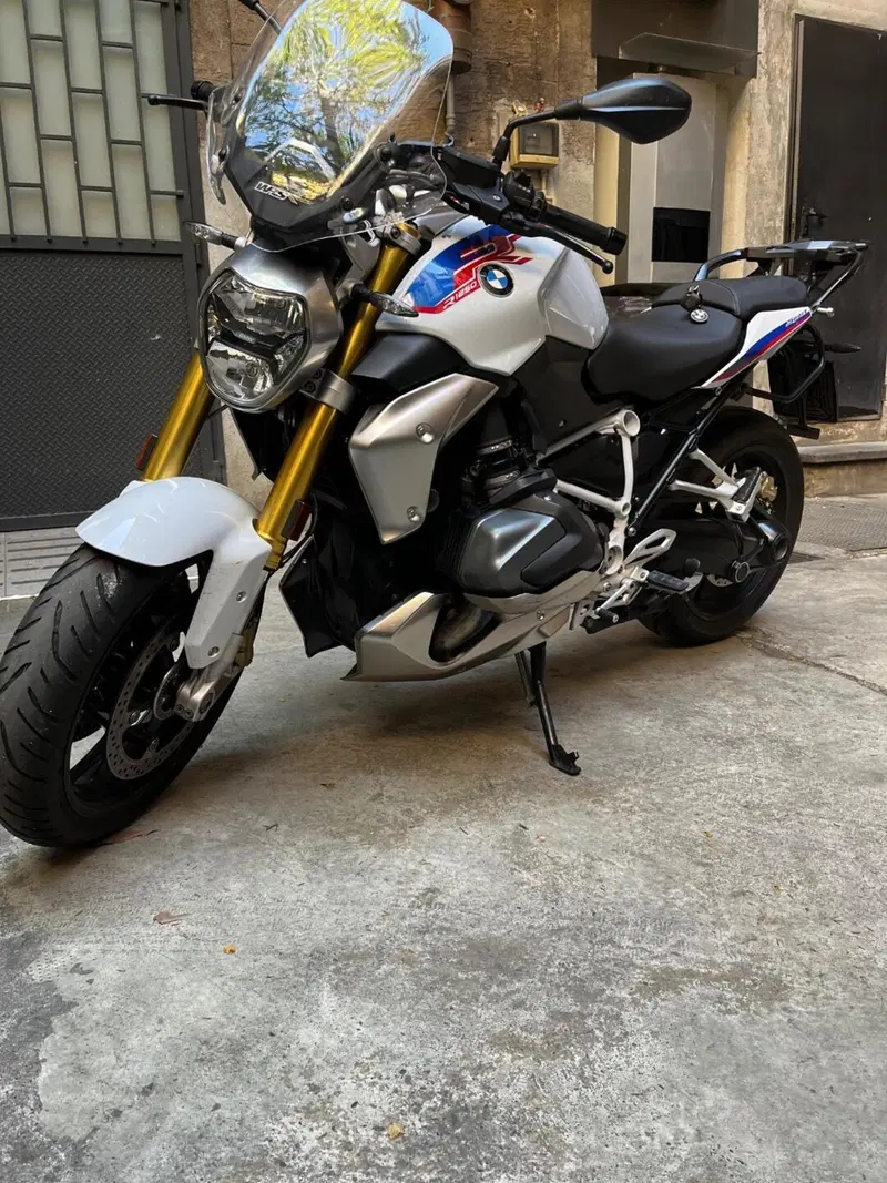 Bmw R 1250 R (2021 - 25) (2)