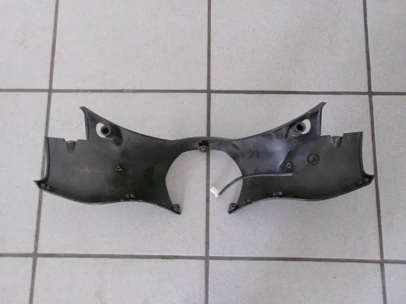 COPERCHIO POSTERIORE MANUBRIO PIAGGIO MP3 350 SPOR