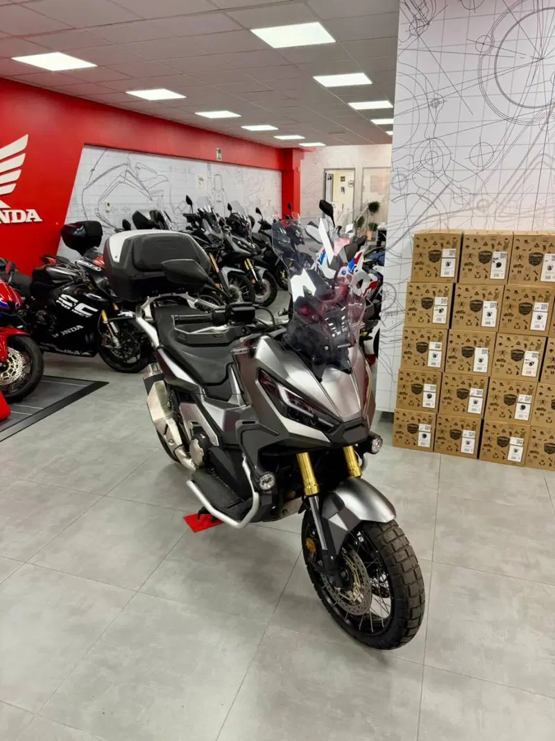 Honda X-ADV 750 DCT Adventure (2021 - 24) (3)