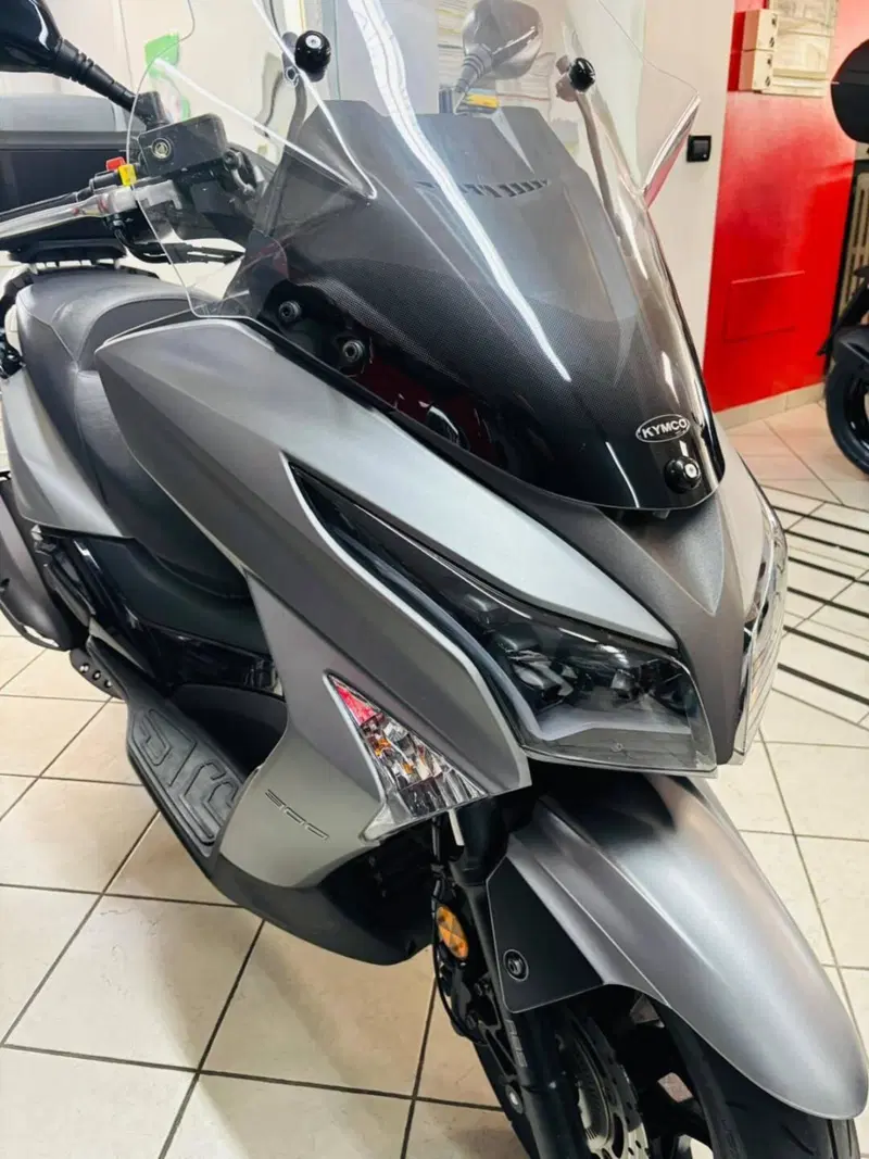 Kymco X-Town 300i (2025 - 26) (2)