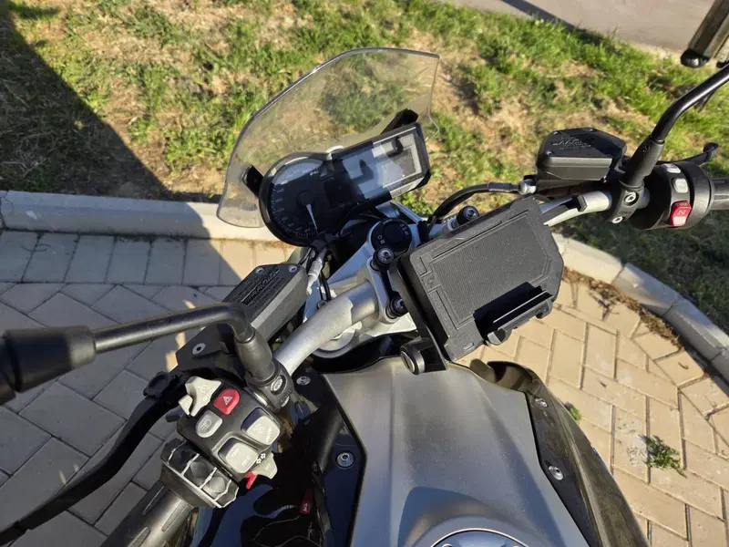 Bmw R 1200 R Black Edition (2017 - 18) (2)