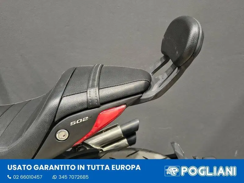 Benelli 502 C (2021 - 25) (8)