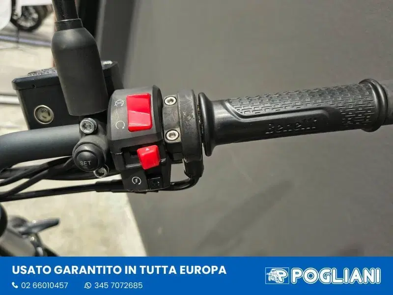 Benelli 502 C (2021 - 25) (11)