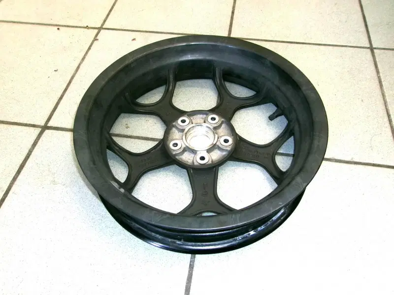 CERCHIO ANTERIORE PIAGGIO MP3 350 SPORT (2)