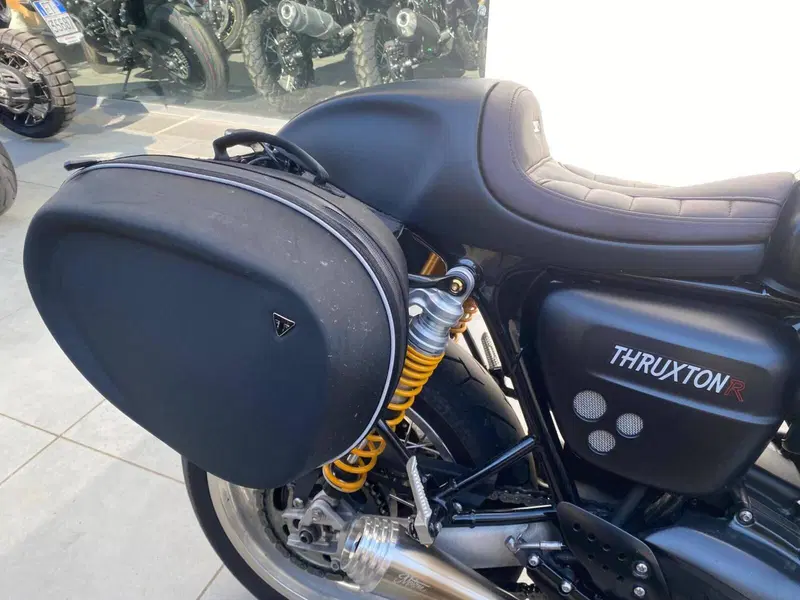Triumph Thruxton 1200 R (2017 - 20) (9)
