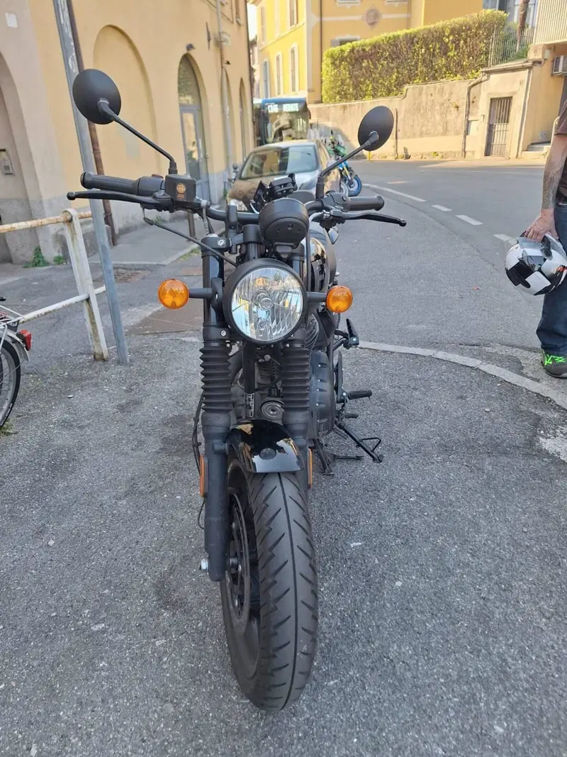 Royal Enfield HNTR 350 (2022 - 26) (2)