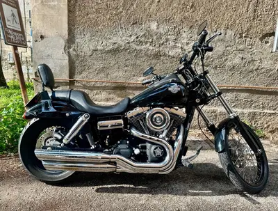 Harley-Davidson 1584 Wide Glide (2007 - 11) - FXDWG usata