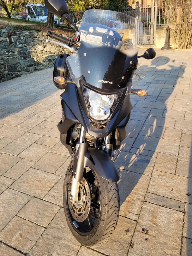 Honda Crossrunner ABS (2010 - 14) (2)