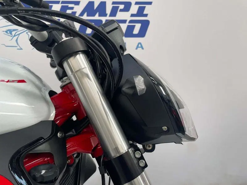 Benelli BN 302 S (2019 - 20) (2)