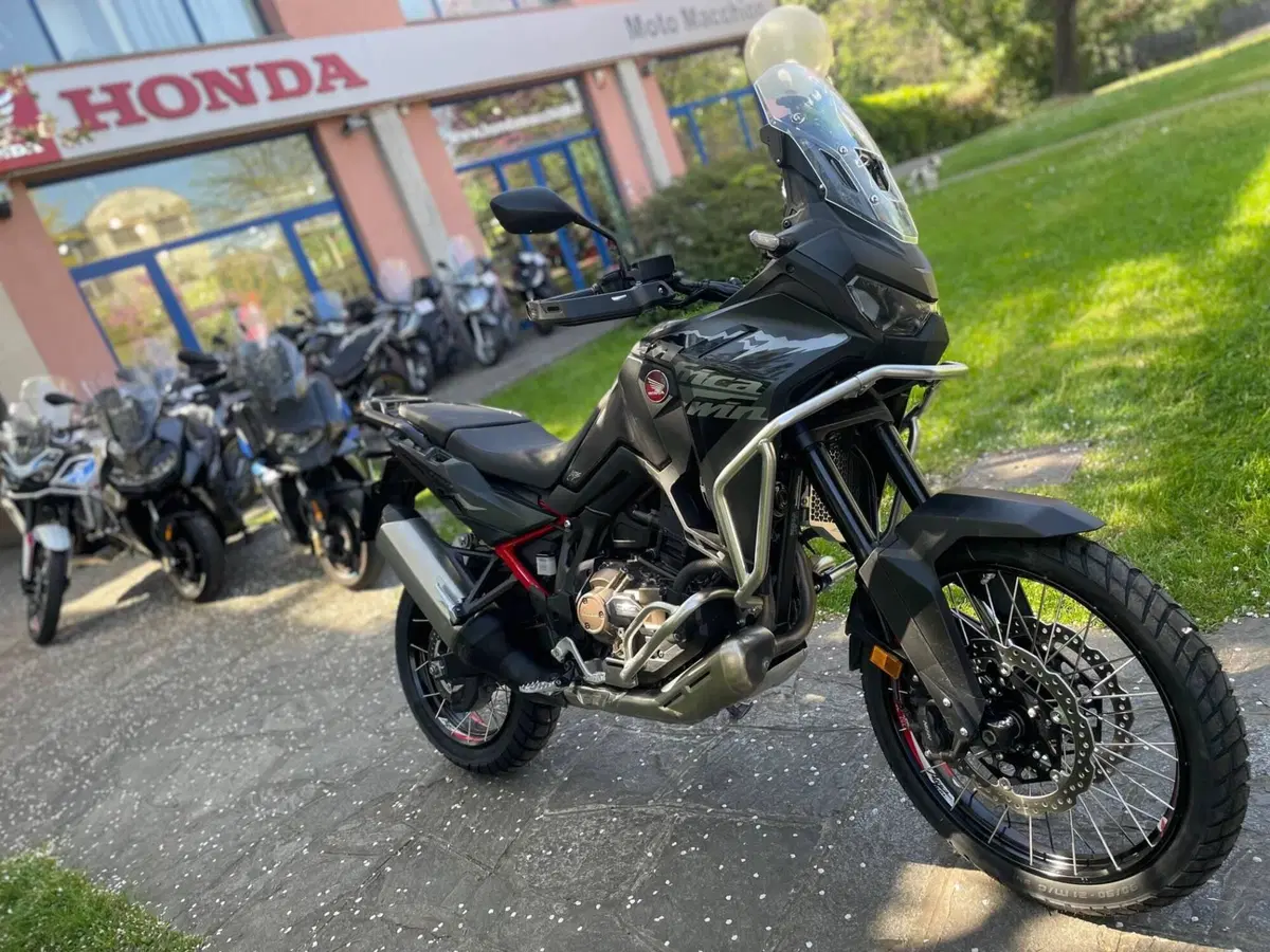 Honda Africa Twin CRF 1100L ES DCT (2024 - 26) (2)